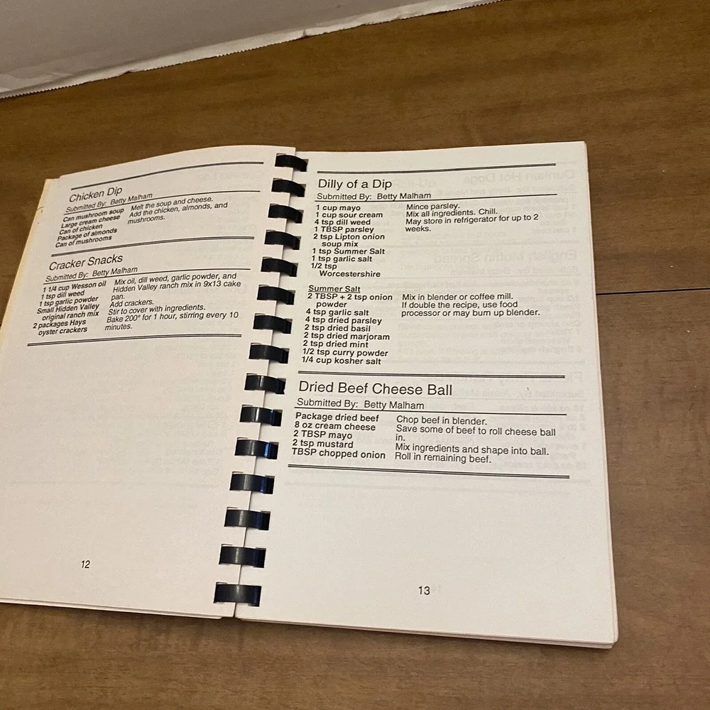 VTG Atchley's Favorite Foods Regional Cookbook Maria Malham Family Recipes 1994